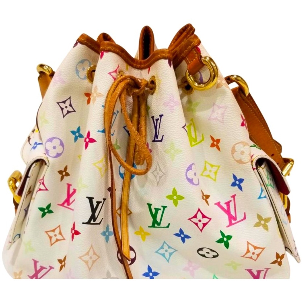 Vintage white Louis Vuitton Noe Bucket bag